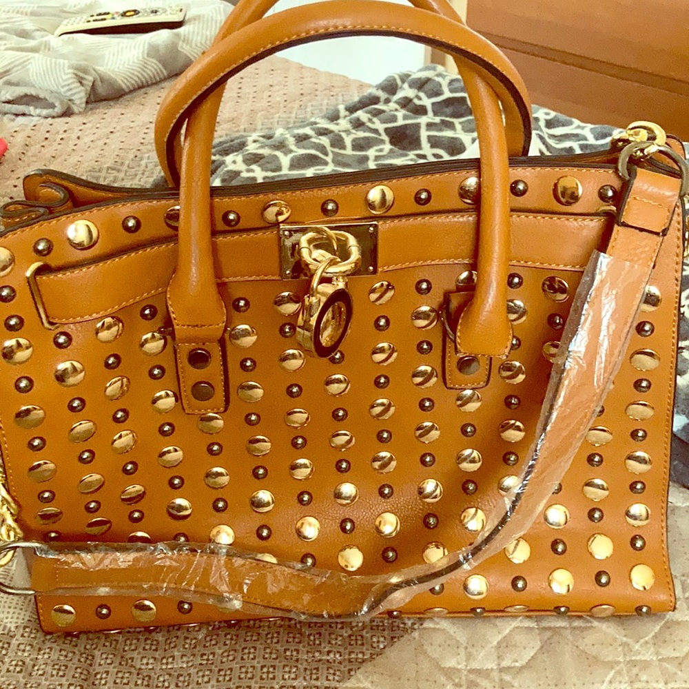 New purse.**** SOLD*****